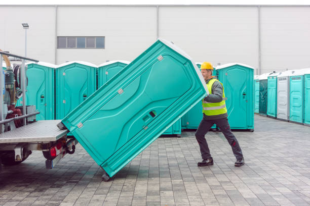 Best Portable restroom trailer rental  in Twin Lakes, VA